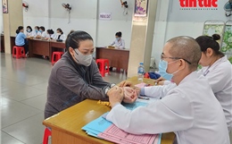 Phòng khám đông y “0 đồng” gần hai thập kỷ lặng thầm vì người nghèo