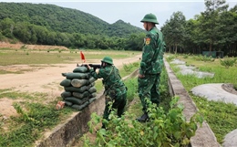 879 cán bộ, chiến sĩ Bộ đội Biên phòng TP Hồ Chí Minh kiểm tra bắn đạn thật