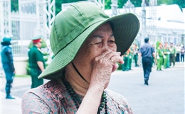 Những giọt nước mắt tình cảm của người dân miền Nam tiếc thương Tổng Bí thư Nguyễn Phú Trọng