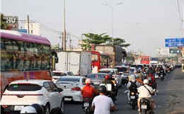 TP Hồ Chí Minh: Lượng phương tiện đổ về khá đông nhưng giao thông vẫn ổn định