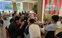 Xuyên Tết không phụ thu, nhiều quán cà phê TP Hồ Chí Minh hút khách