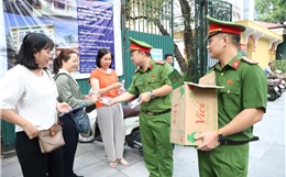 Lực lượng Công an chung tay hỗ trợ thí sinh thi tốt nghiệp THPT 2026