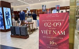 Siêu thị, trung tâm thương mại tại TP Hồ Chí Minh đông khách ngày 1/9