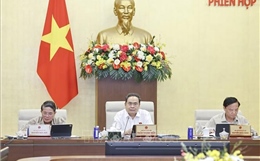 Thông qua một số nghị quyết liên quan đến công tác nhân sự HĐND các cấp