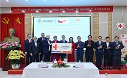 Chủ tịch Thượng viện Quốc hội Cộng hòa Séc làm việc với Hội Chữ thập đỏ Việt Nam