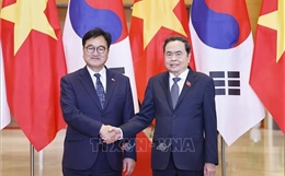 Chủ tịch Quốc hội đón và hội đàm với Chủ tịch Quốc hội Đại Hàn Dân Quốc