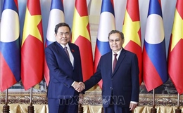 Chủ tịch Quốc hội Trần Thanh Mẫn gặp Chủ tịch Quốc hội Lào