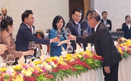 Thường trực Ban Bí thư Trần Cẩm Tú dự chiêu đãi trọng thể của Nhà nước Lào 