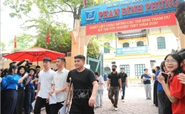 Kỳ thi tốt nghiệp THPT năm 2026: Thí sinh Hà Nội hoàn thành môn thi đầu tiên