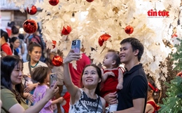 TP Hồ Chí Minh: Không khí Giáng sinh rộn ràng nơi các giáo xứ 