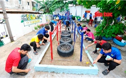 Tuổi trẻ TP Hồ Chí Minh ra quân chỉnh trang lại các khu phố dịp hè