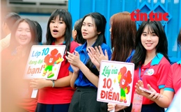 Trên 8.000 chiến sĩ 'Hoa phượng đỏ' tiếp sức sĩ tử lớp 10