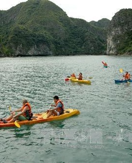 Du lịch Việt Nam: Cấm - Sự bất lực của quản lý