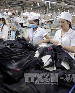 Mạnh dạn cắt bỏ quy định, gỡ bỏ rào cản doanh nghiệp