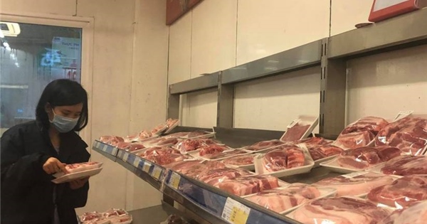 Giá lợn hơi giảm sâu nhưng thịt lợn giá vẫn cao